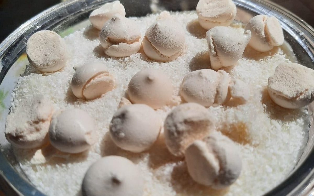 Creme de Abacaxi Fit Geladinho: Sobremesa Saudável e Refrescante.